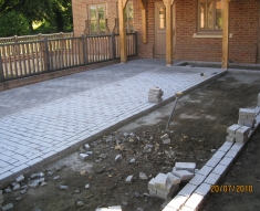 BRUSHED GRANITE SETTS