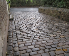 SMALL RECLAIMED COBBLE DRIVE LANCASHIRE (29)