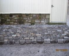 SMALL RECLAIMED COBBLE DRIVEWAY LANCASHIRE (2)